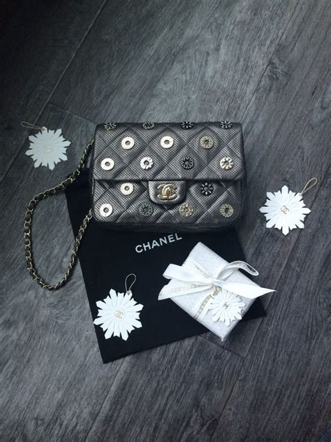 chanel second hand dubai